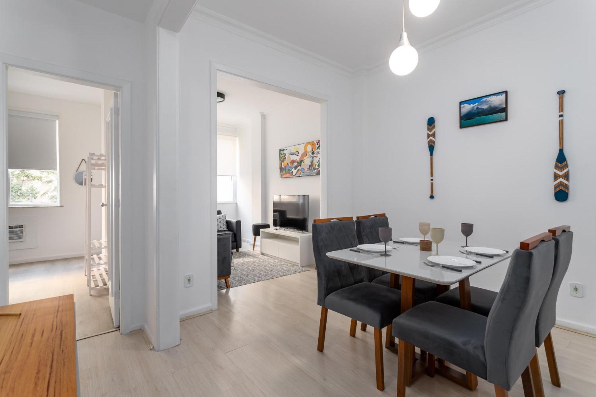 Bucolico, Lindo E Moderno - E Metro Em Copacabana Apartment